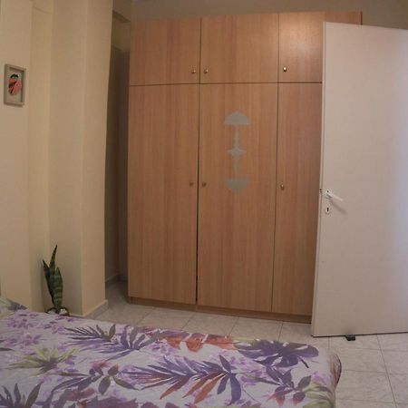 Modern Cozy Apartment In Kalamaria Экстерьер фото